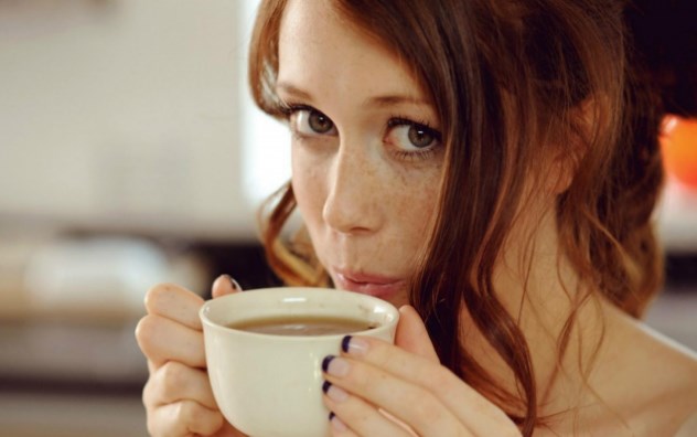 Пити каву жінкам — шкідливо: медики зробили неочікуване відкриття