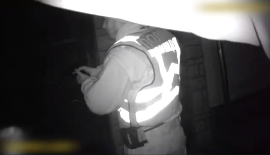 Оприлюднено відео з місця затримання озброєного злочинця у Мукачеві (ВІДЕО)
