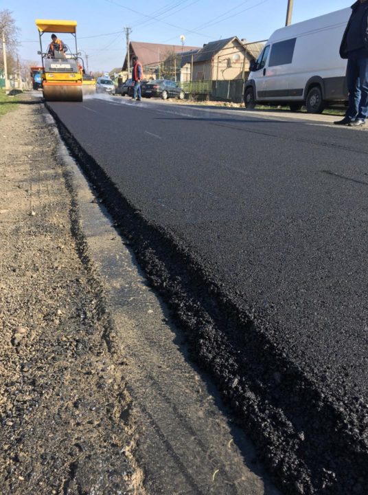 На Закарпатті триває капітальний ремонт дороги «Ужгород – Демечі» (ФОТО)