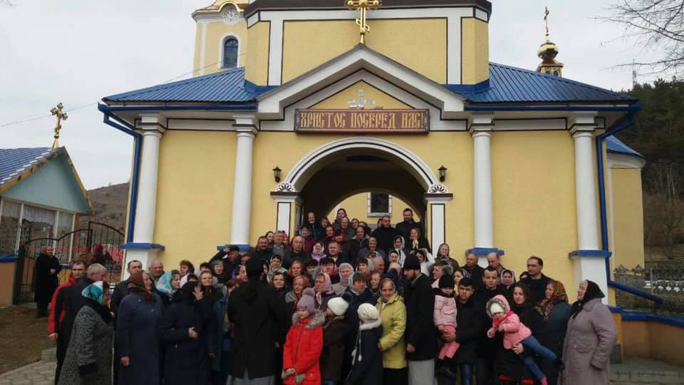 Релігійна громада на Воловеччині підтвердила свою вірність Українській Православній Церкві (ФОТО)