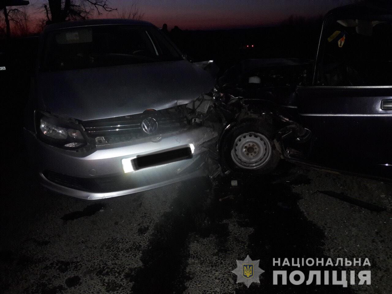 Постраждали діти: на Мукачівщині чоловік на підпитку вкрав авто, та протаранив «Volkswagen»