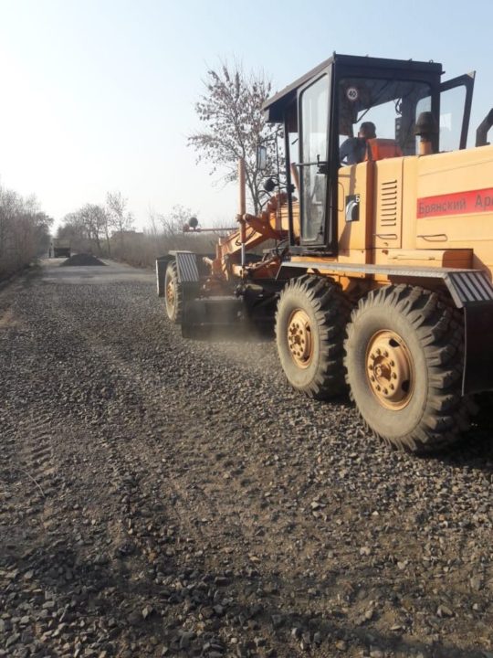 На Закарпатті триває капітальний ремонт дороги, що веде до держкордону з Угорщиною (ФОТО)
