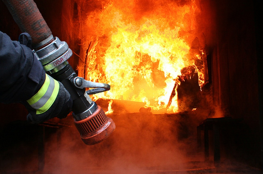 Пожежа на Хустщині: на місці пожежі виявили тіло людини
