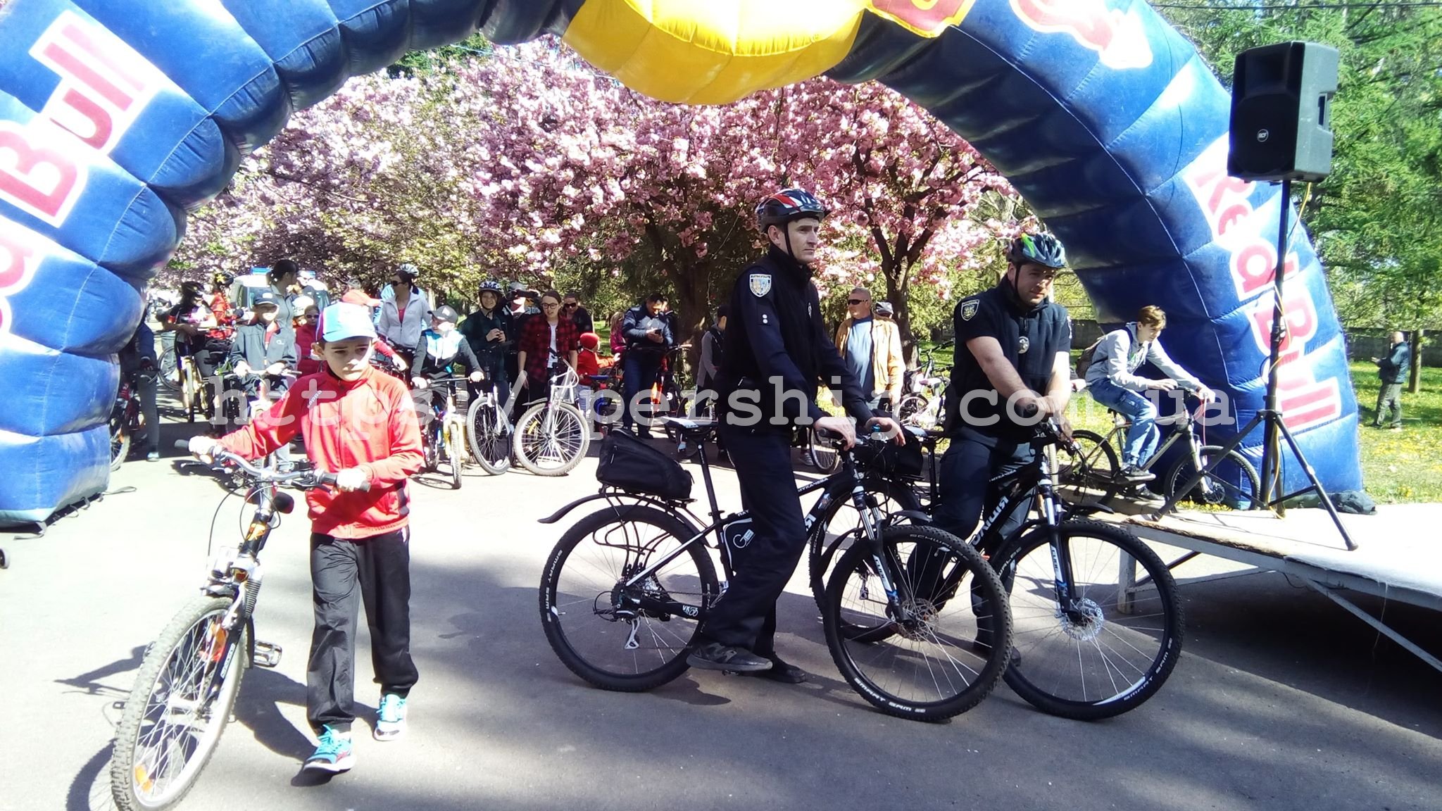 У Мукачеві стартує «сакуровий» велопробіг (Фото)