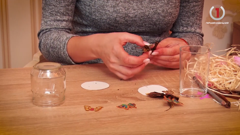 Хенд-мейд майстерня: як здійснити дитячу мрію з безпекою та оселити вдома метеликів (ВІДЕО)