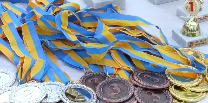 На Закарпатті відбувся фінал поліцейського чемпіонату з міні-футболу серед дітей (ВІДЕО)