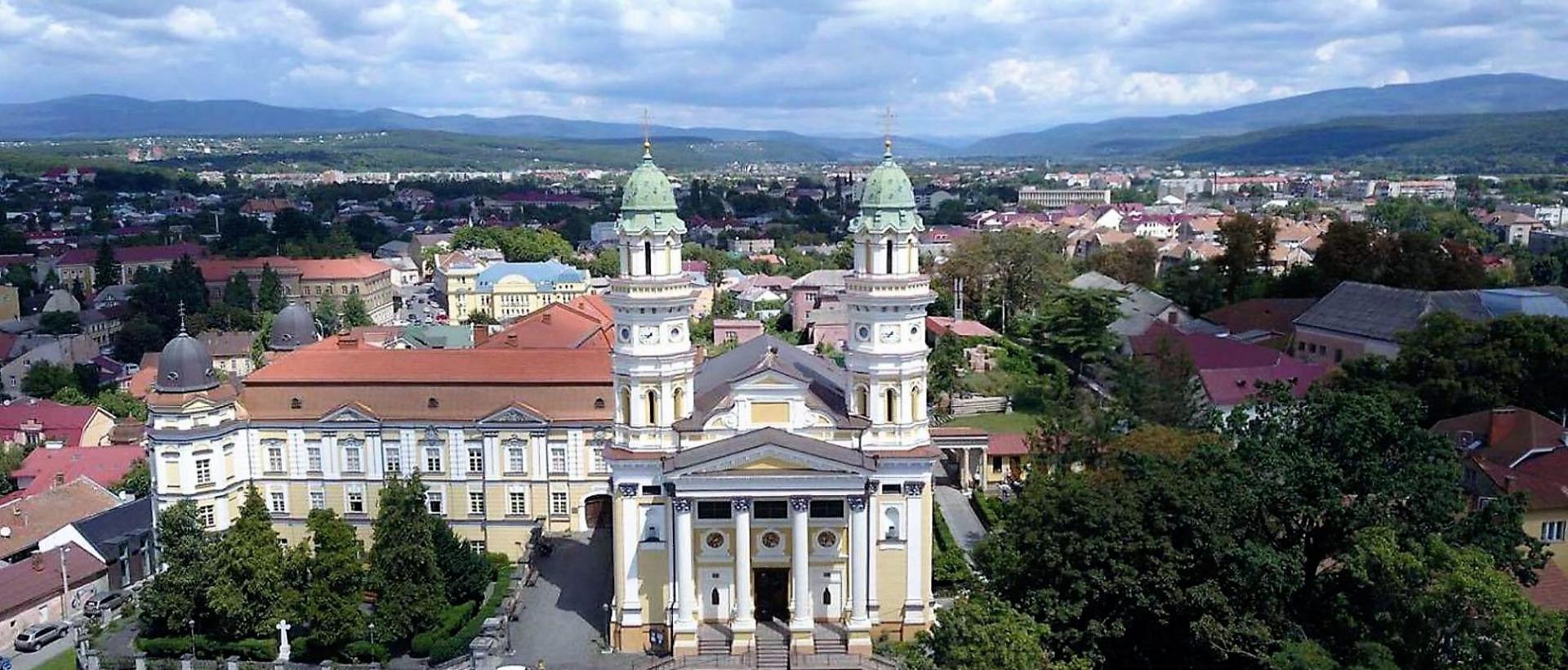 Мукачево греко католический собор