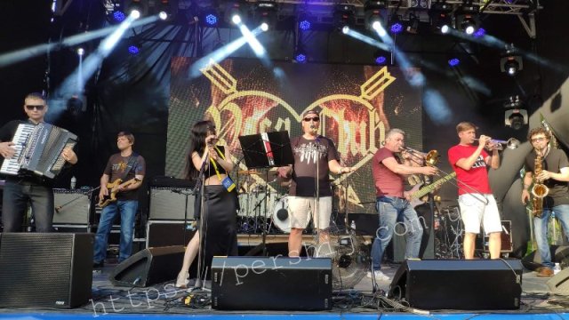 «Мандри», «Друга ріка»: музичний фест гримить у Мукачеві (ФОТО, ВІДЕО)
