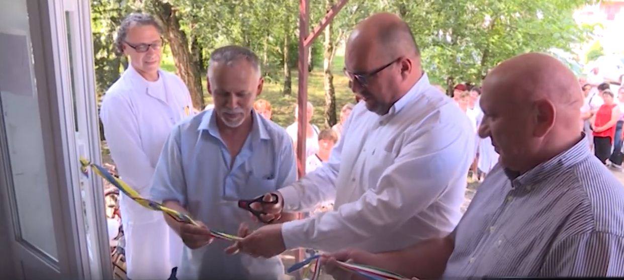 На Виноградівщині відкрили амбулаторію, оновлену за кошти Угорщини (ВІДЕО)