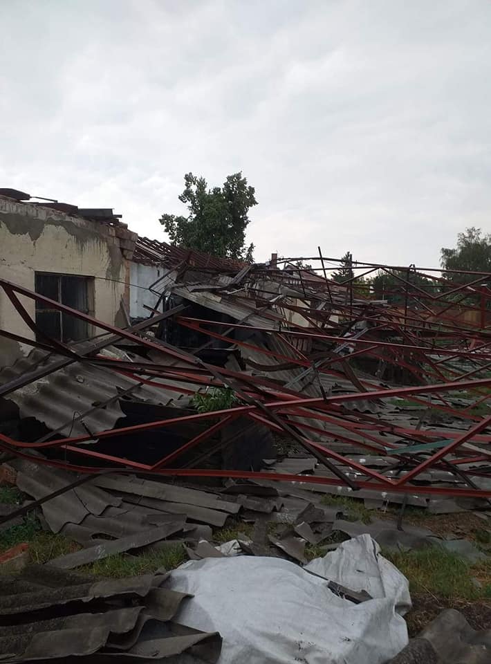 Ураган в Угорщині: містечко Кішварда опинилось в епіцентрі негоди (ФОТО)
