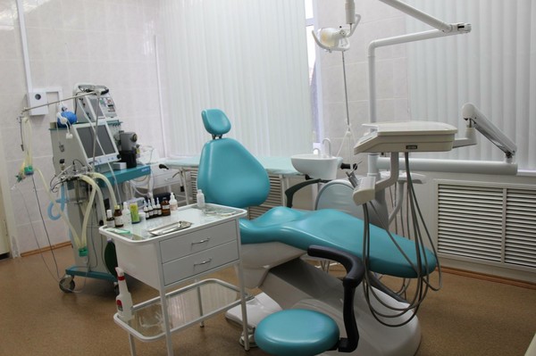 У Міжгір’ї дівчина померла на прийомі у стоматолога