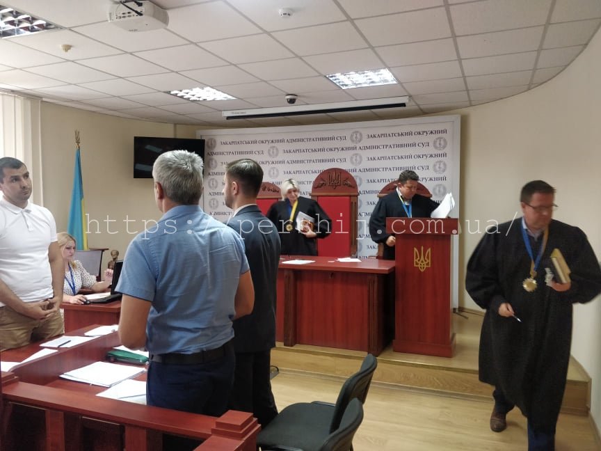 Токар за мандат: В Адміністративному суді Ужгорода почали розгляд справи (ОНОВЛЕНО)
