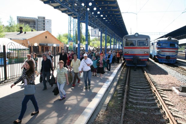 Літати тепер дешевше: Укрзалізниця повідомила про підвищення цін на квитки, українці в сказі