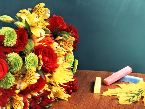 Закарпатських батьків закликають замість квітів на 1 вересня допомогти онкохворим