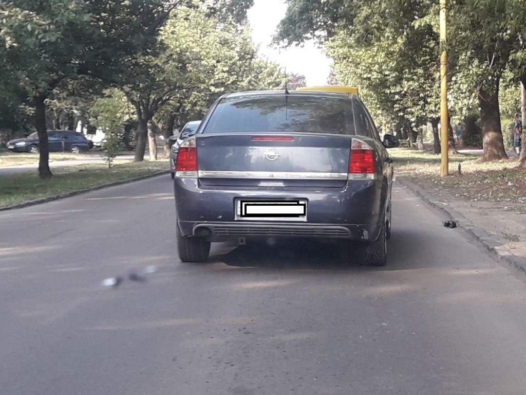 В Ужгороді  автівка збила пішохода (ФОТО)