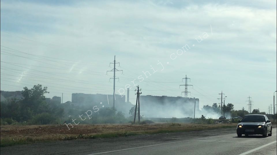 В одному з мікрорайонів Мукачева сьогодні вирував вогонь (ФОТО)