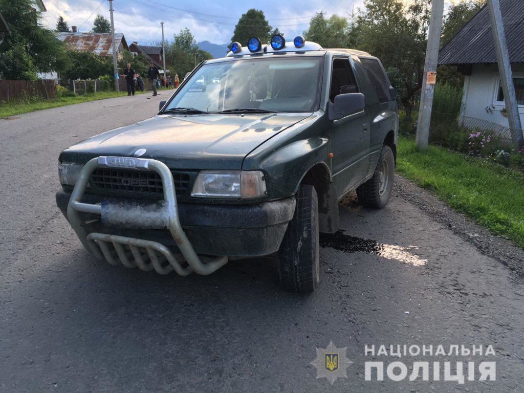 На автодорозі Мукачево-Рогатин в ДТП постраждала дитина