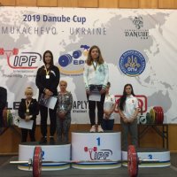 Мукачівка стала абсолютною чемпіонкою на міжнародних змаганнях із пауерліфтингу (ФОТО)