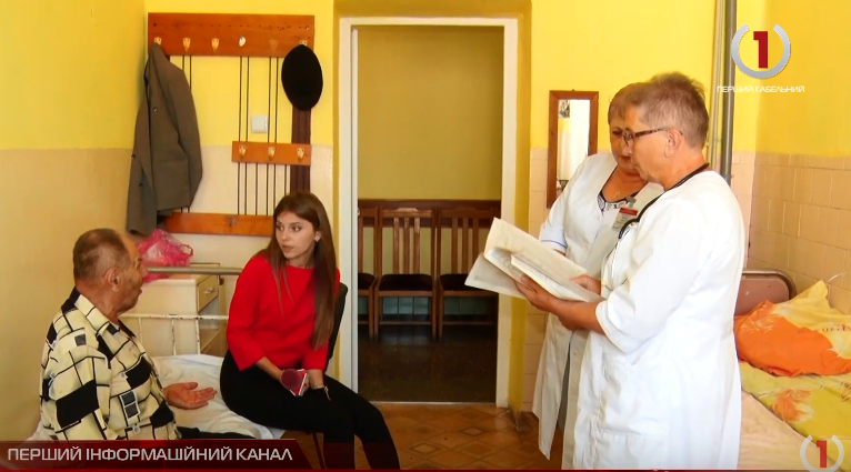 Не надали допомогу: жителька Тячева звинувачує лікарів у байдужості до пацієнтів (ВІДЕО)