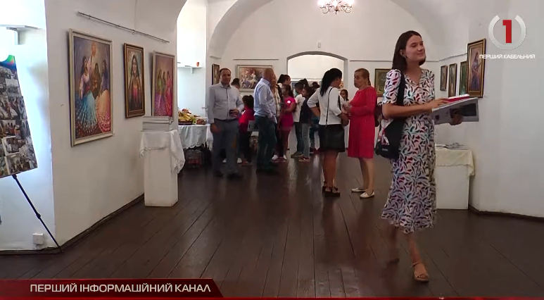 У Мукачеві триває виставка живопису "ROM ART" (ВІДЕО)