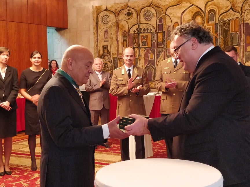 Геннадій Москаль прокоментував вручення йому угорського хреста “За заслуги”