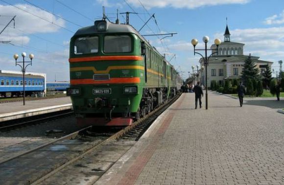 Розклад руху для поїзда "Ужгород-Львів" тимчасово змінений