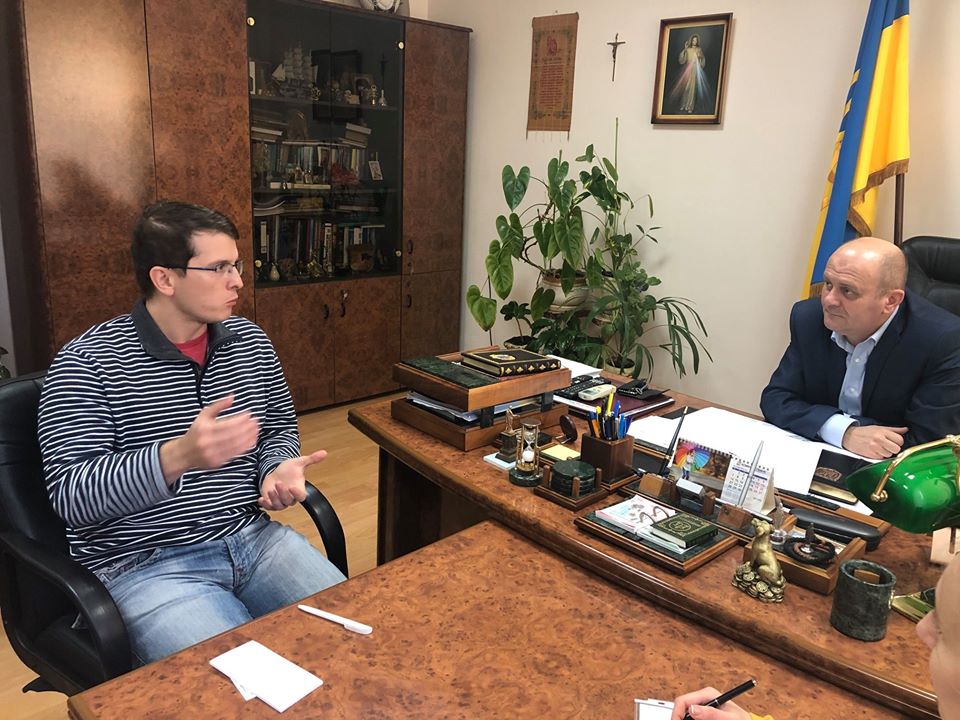 Віцеконсул США в Україні відвідав міграційну службу Закарпаття