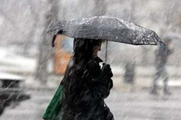 Погода на Закарпатті сьогодні буде хмарною — мокрий сніг і дощ