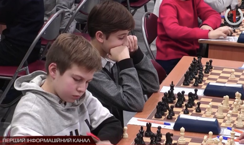 Діти-інтелектуали: у Мукачеві відбувся щорічний Всеукраїнський шаховий фестиваль (Сюжет)