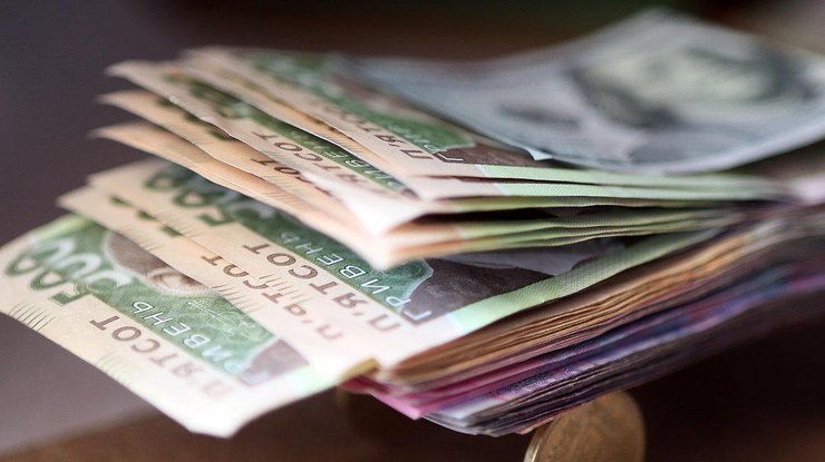 Глава НБУ у січні тричі отримав зарплату на суму майже 600 тисяч гривень