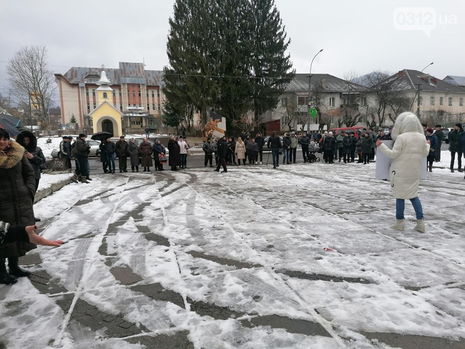 Міжгір'я страйкує: вимагають аби районна лікарня стала опорною