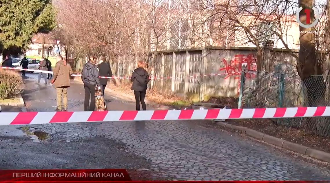 Перестрілка в Мукачеві: невідомі підірвали гранату, стріляли з пістолетів та автоматів (СЮЖЕТ)