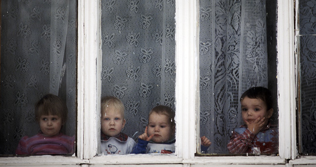 В Україні з 2020 року дітей не прийматимуть у дитячі будинки