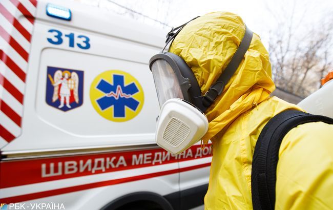 На Львівщині 52 підозри на COVID-19: пандемія набирає обертів