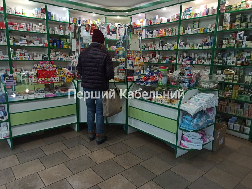 В ужгородських аптеках медичні маски зросли в ціні у 9 разів (ФОТО)