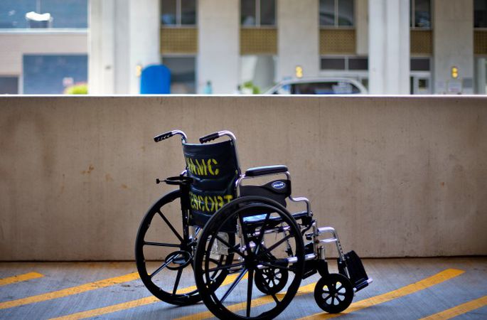 Диво у дитбудинку Закарпаття: хлопчик встав з інвалідного візка (ВІДЕО)