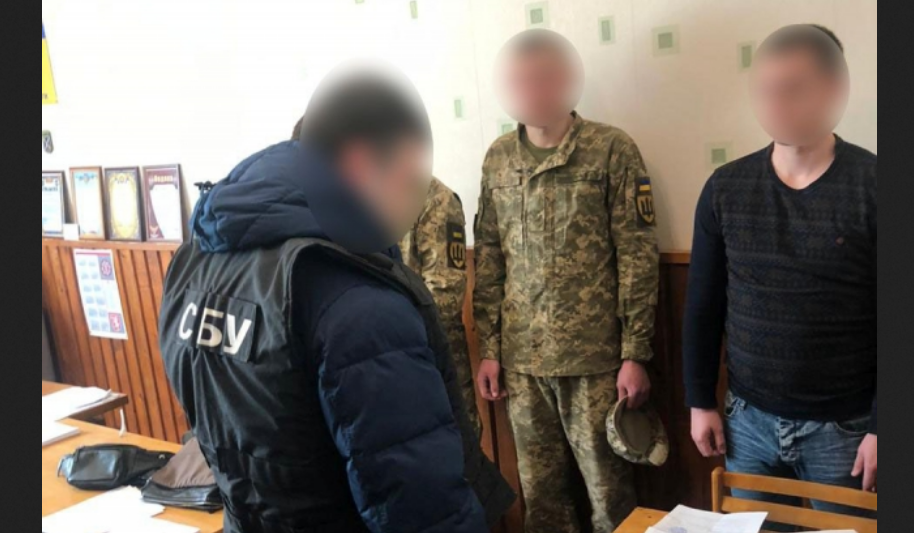 Місія ООН: офіцер військового округу Ужгорода вимагав хабарі від військовослужбовця (ФОТО)