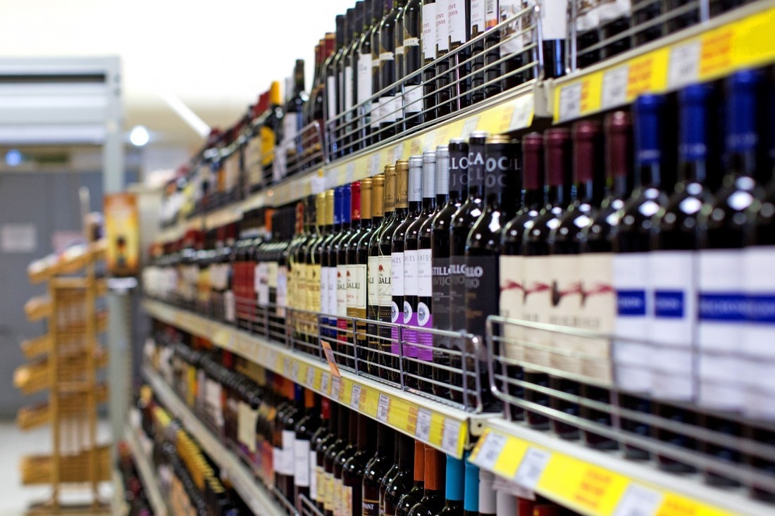 У Перечинській ОТГ просять скасувати обмеження на продаж алкоголю (Документ)