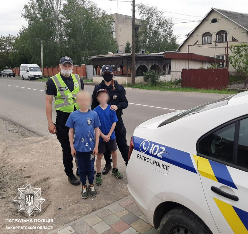 У Мукачеві діти хотіли потрапити додому автостопом самотужки (ФОТО)