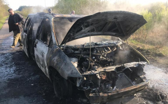 "Дубокрад" спалив власне авто, щоб приховати злочин (ФОТО, ВІДЕО)
