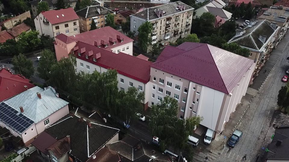 У Мукачеві відкрили оновлену поліклініку (ФОТО)