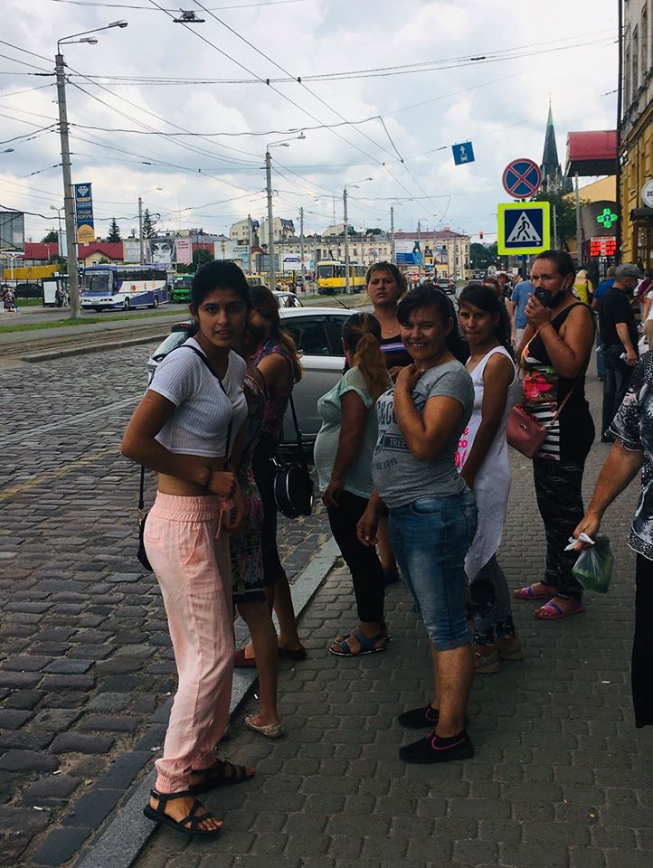 У Львові група ромів побили жінку, яка перешкоджала їм красти (ФОТО)