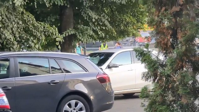 У Луцьку терорист відпустив трьох заручників із захопленого автобуса (ВІДЕО)