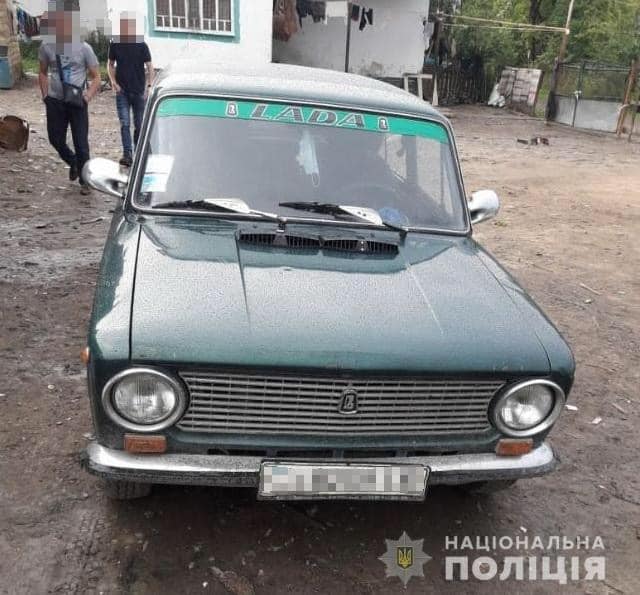 Обікрали подружжя пенсіонерів на 12 тисяч: на Закарпатті затримали злочинців (ФОТО)