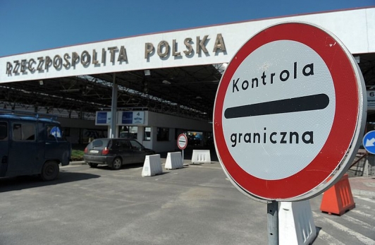 У Польщі нові правила прибуття в країну