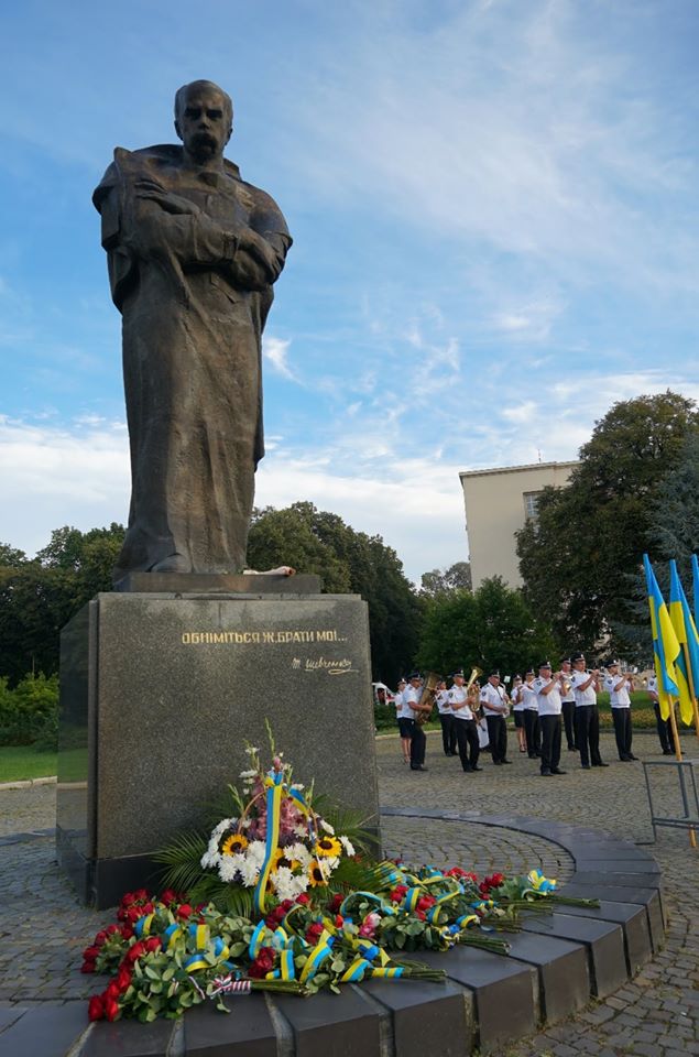 В Ужгороді продовжують святкування 29-ї річниці Незалежності України (ВІДЕО)