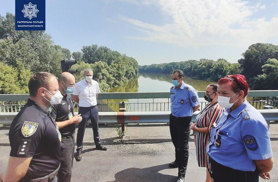 Українсько-угорська співпраця: прикордонні поліцейські обговорили врегулювання проблем з чергами на кордоні (ФОТО)