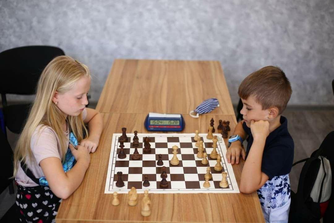 У Мукачеві 50 шахістів з України змагалися за звання кращого (ФОТО)