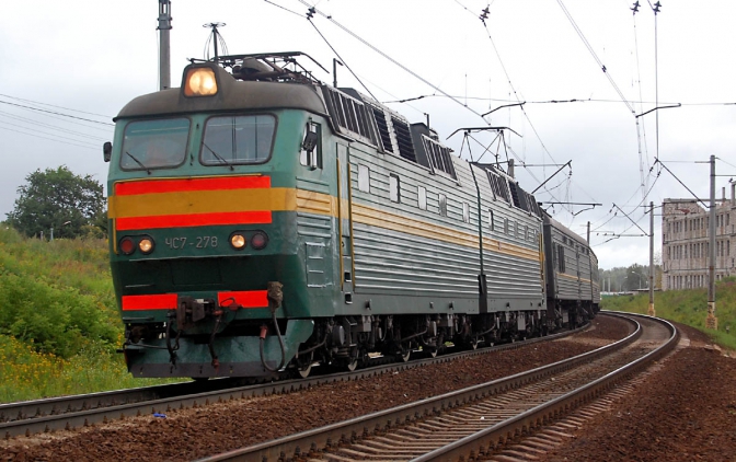 «Укрзалізниця» відновлює рух потягу зі Львова до Закарпаття