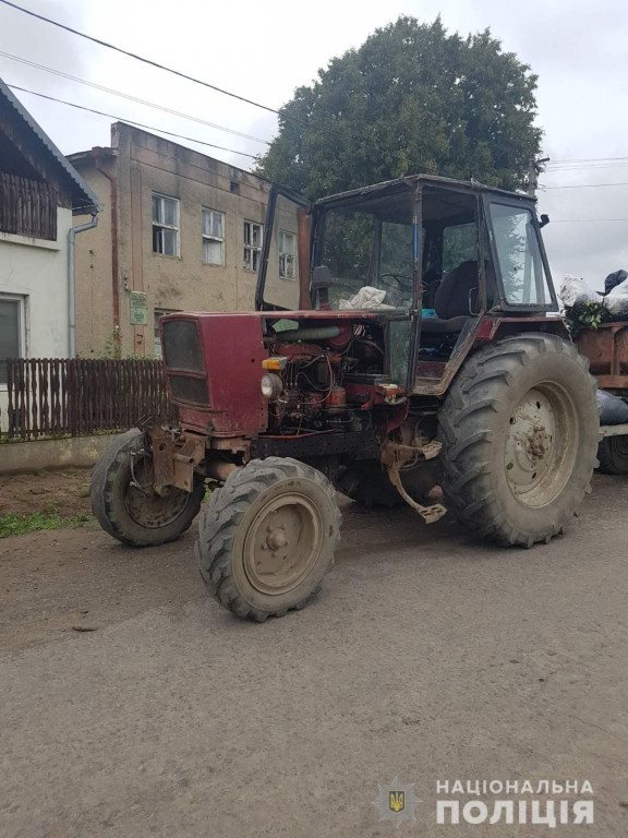 На Ужгородщині поліція затримала тракториста в стані алкогольного сп'яніння